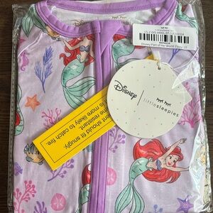 NIB Part Of Her World Zippy